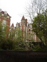 Apartments around Hampstead (165 kbytes) - Click to enlarge